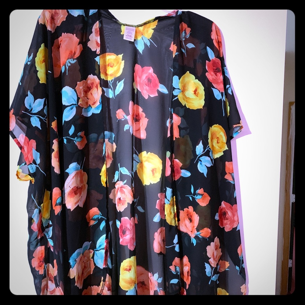Beautiful floral kimono with black background